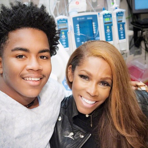 So, who is your prom date, again?  Image Courtesy: theajzone Instagram